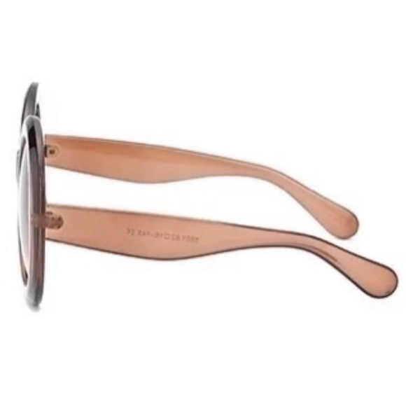 The Jackie O Oversized Round Sunglasses in Taupe - Picture 3 of 6